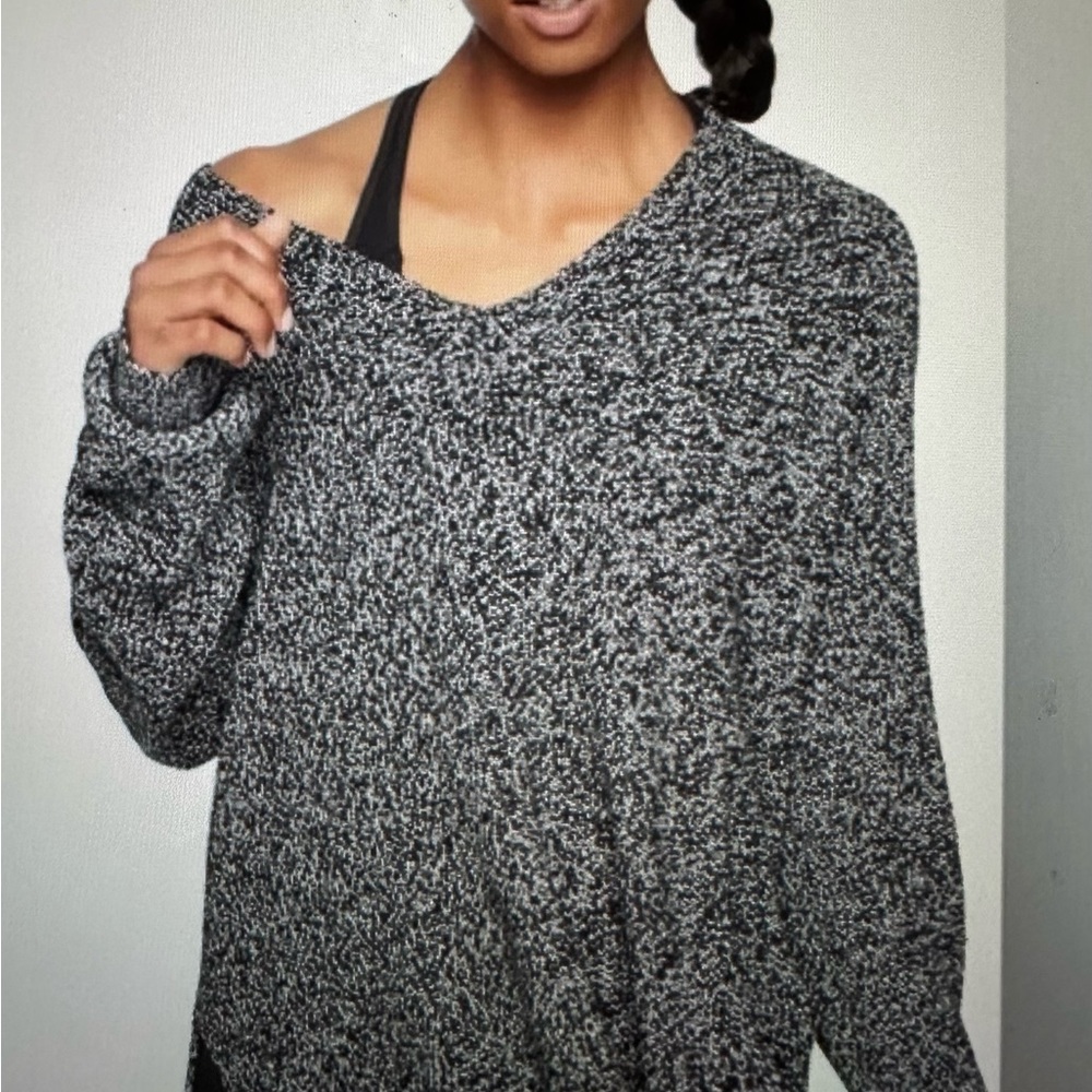 Athleta Switchback Pullover Sweater Cozy Thermolite Merino Wool Black Marl Top
